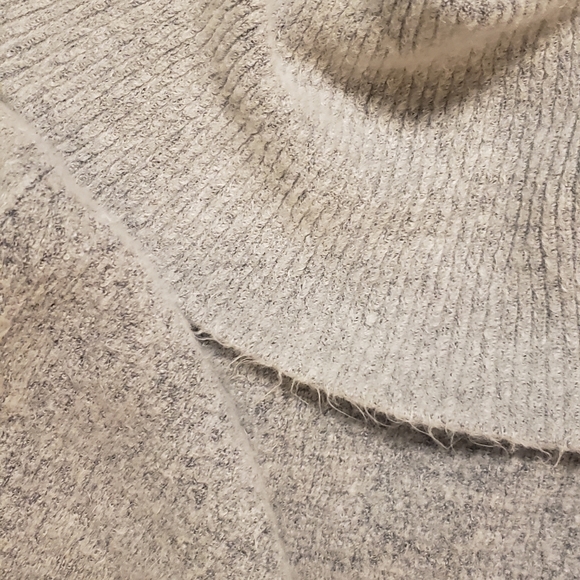 Vintage Chunky Neck Sweater - Picture 6 of 7